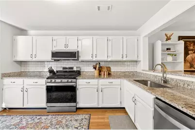 1138 Weatherstone Drive NE, Atlanta, GA 30324 - Photo 19