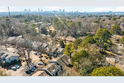 1138 Weatherstone Drive NE, Atlanta, GA 30324 - Photo 41