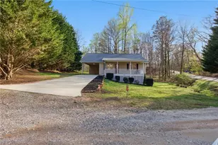 218 Eden Woods, Clarkesville, GA 30523 - Photo 17