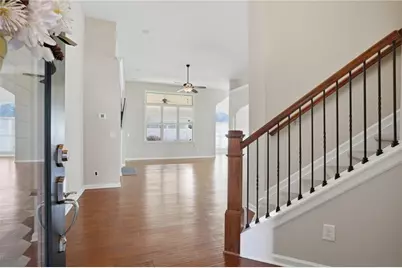 152 Heritage Pointe, Woodstock, GA 30189 - Photo 3