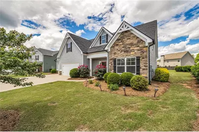 304 Red Cap Circle, Jefferson, GA 30549 - Photo 3