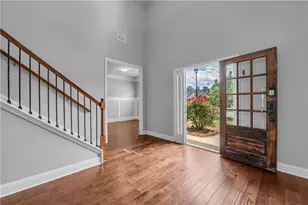 304 Red Cap Cir, Jefferson, GA 30549 - Photo 11