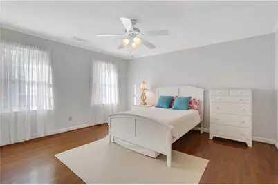 2405 Kimbrough Court, Sandy Springs, GA 30350 - Photo 31