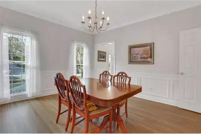 2405 Kimbrough Court, Sandy Springs, GA 30350 - Photo 3