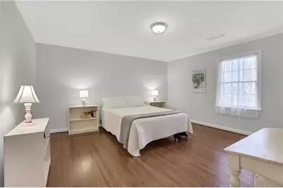 2405 Kimbrough Court, Sandy Springs, GA 30350 - Photo 33