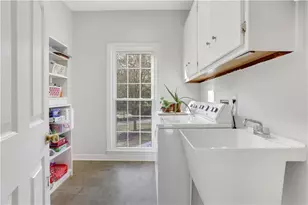 2405 Kimbrough Ct, Sandy Springs, GA 30350 - Photo 25