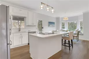 2405 Kimbrough Ct, Sandy Springs, GA 30350 - Photo 5