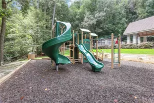 2405 Kimbrough Ct, Sandy Springs, GA 30350 - Photo 45