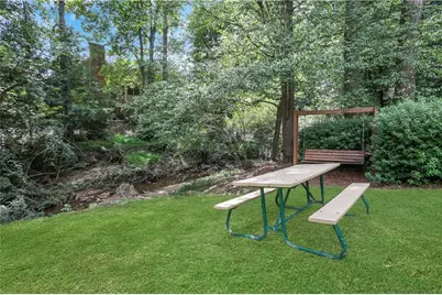 2405 Kimbrough Court, Sandy Springs, GA 30350 - Photo 47