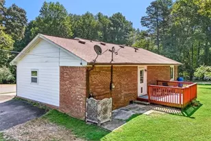 886 Perimeter Rd, Dawsonville, GA 30534 - Photo 17