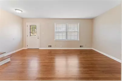 320 Crossville Court, Roswell, GA 30076 - Photo 9