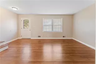 320 Crossville Ct, Roswell, GA 30076 - Photo 9