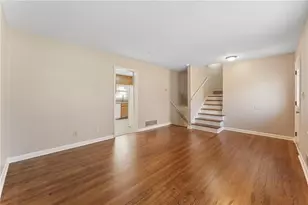 320 Crossville Ct, Roswell, GA 30076 - Photo 11