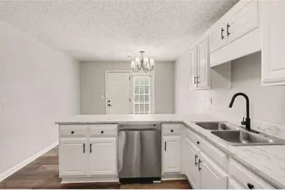 6041 Creekerton Boulevard, McDonough, GA 30252 - Photo 11