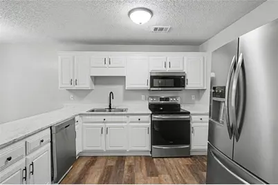 6041 Creekerton Boulevard, McDonough, GA 30252 - Photo 7