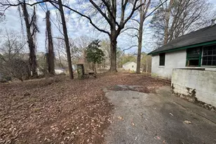 1096 3rd St NW, Atlanta, GA 30318 - Photo 3