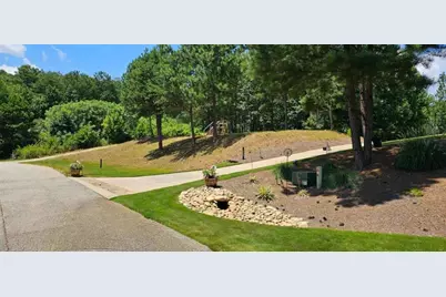 915 N Edgewater Trail N, Toccoa, GA 30577 - Photo 3