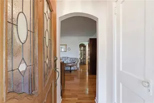 620 Washington St, Clarkesville, GA 30523 - Photo 3