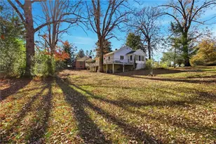 620 Washington St, Clarkesville, GA 30523 - Photo 25