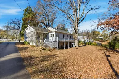 620 Washington Street, Clarkesville, GA 30523 - Photo 23