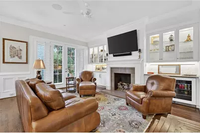 92 Old Ivy Road NE #7, Atlanta, GA 30342 - Photo 3