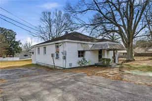 48 Horton St, Winder, GA 30680 - Photo 25