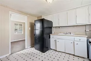 48 Horton St, Winder, GA 30680 - Photo 17