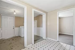 48 Horton St, Winder, GA 30680 - Photo 19