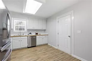 238 Ivy Hills Cir, Mount Airy, GA 30563 - Photo 17