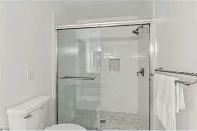 5460 E Idlewood Lane, Atlanta, GA 30327 - Photo 45