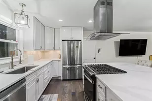 2409 Powers Ferry Dr SE, Marietta, GA 30067 - Photo 9