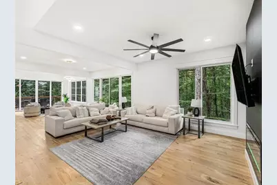 1153 Dawn View Lane, Atlanta, GA 30327 - Photo 25