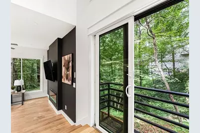 1153 Dawn View Lane, Atlanta, GA 30327 - Photo 23