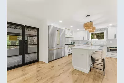 1153 Dawn View Lane, Atlanta, GA 30327 - Photo 15