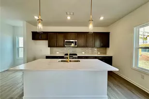 5541 Coalie Trce, Flowery Branch, GA 30542 - Photo 9