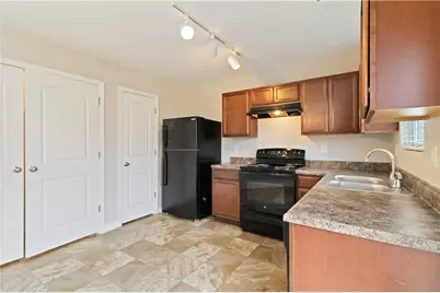 2877 S Hills, Riverdale, GA 30296 - Photo 11