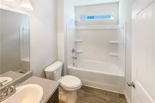 101 Thomaston St, Newnan, GA 30263 - Photo 9