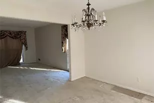 3703 Victoria Dr, Atlanta, GA 30344 - Photo 5