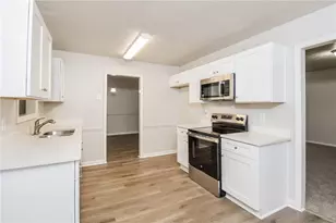 1024 Stone Mill Run, Lawrenceville, GA 30046 - Photo 9