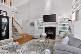 471 Vinings Estates Dr SE, Smyrna, GA 30126 - Photo 5