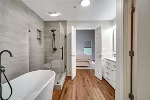 702 Surrey Park Pl SE, Smyrna, GA 30082 - Photo 11