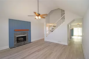 621 Radford Cir, Woodstock, GA 30188 - Photo 9