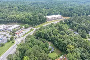 8035 Rockbridge Rd, Lithonia, GA 30058 - Photo 35