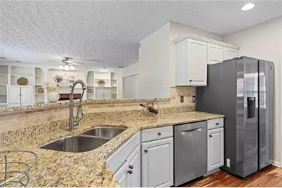 2152 Marne Glen NW, Kennesaw, GA 30152 - Photo 13