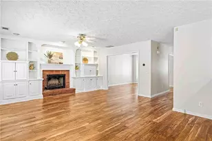 2152 Marne Glen NW, Kennesaw, GA 30152 - Photo 17