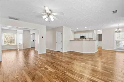 2152 Marne Glen NW, Kennesaw, GA 30152 - Photo 19