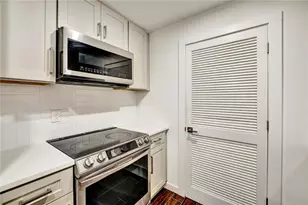 501 Granville Ct, Atlanta, GA 30328 - Photo 17