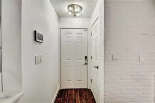 501 Granville Ct, Atlanta, GA 30328 - Photo 5