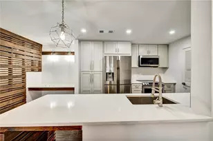 501 Granville Ct, Atlanta, GA 30328 - Photo 3