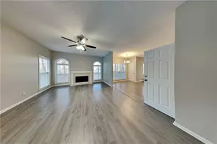 1717 Victoria Way NW, Kennesaw, GA 30152 - Photo 5